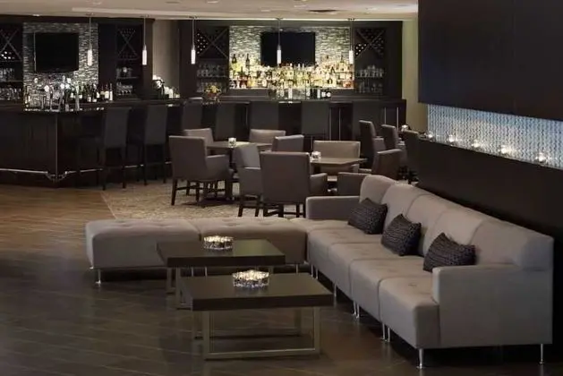 Delta Hotels Sault Ste. Marie Waterfront - Bar