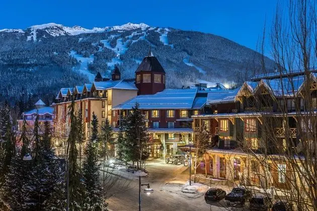 Delta Hotels Whistler Village Suites - Dış Mekan