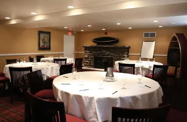 Delta Sherwood Inn
