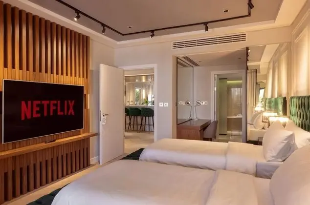 Deluxe 2BR Apartment at Anantara North Residences - Oda