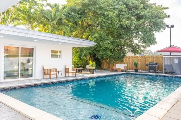 Deluxe Coral Park 5BD Brand New Villa - Havuz