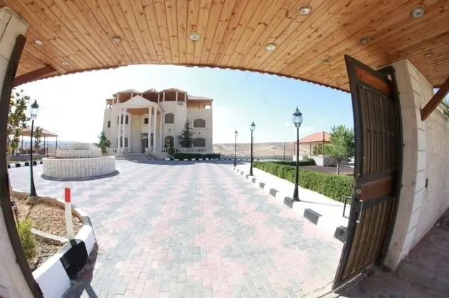 Deluxe Villa Guest House - Dış Mekan