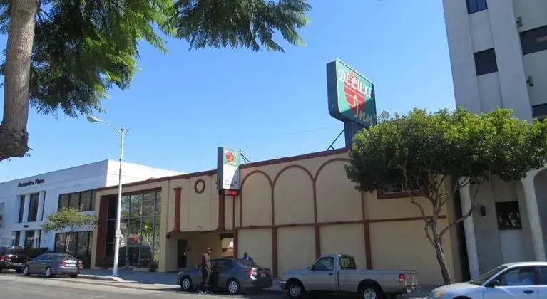 Deluxe Inn Hawthorne/ LAX