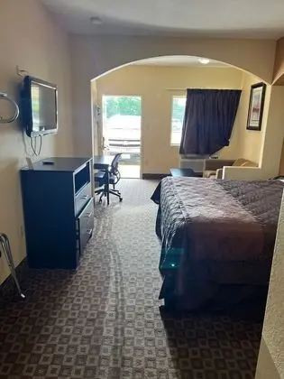 Deluxe Inn & Suites - Oda