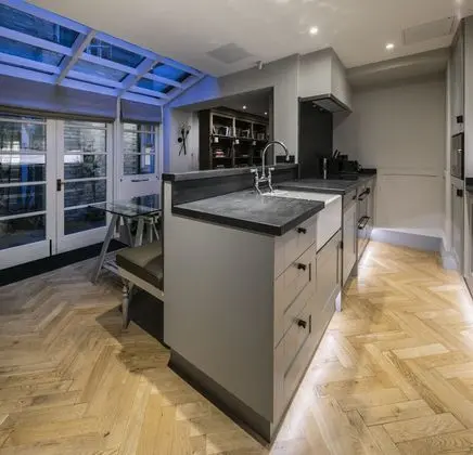 Deluxe Mayfair Home by Marble Arch Station - Mutfak