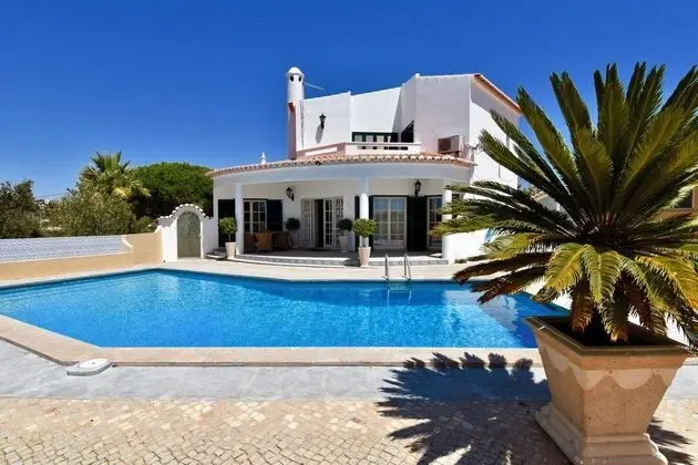 Deluxe Villa in Sesmarias-albufeira 3 Bedrooms - Öne Çıkan Resim