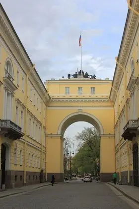 Deluxe Hotel - Dış Mekan