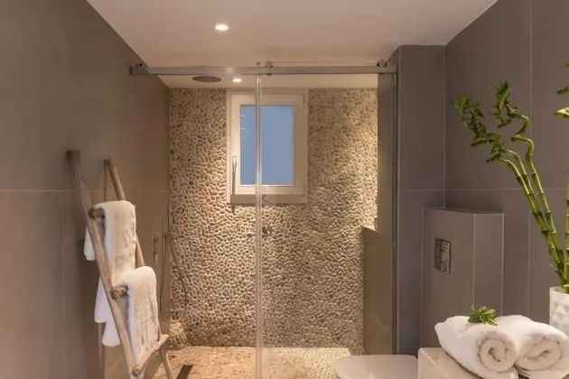 Deluxe Suite Sea View Hot Tub - White Co - Oda