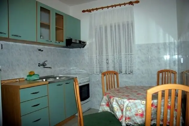 Demar - 70m From sea - A3-plavi - Oda Düzeni