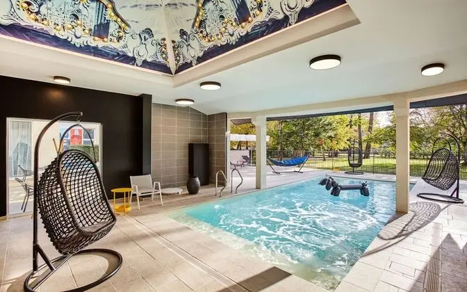 Demeures de campagne Château de Fontainebleau – Mercure - Havuz