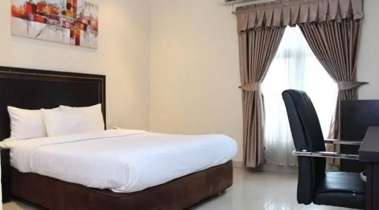 Demiral Hotel at The Place Lekki - Oda