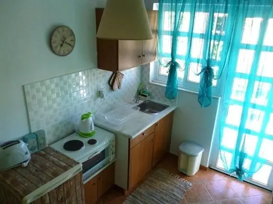 Demis Apartments - Mutfak