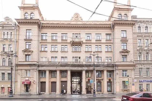 Hotel Democrat on Nevsky 107 B