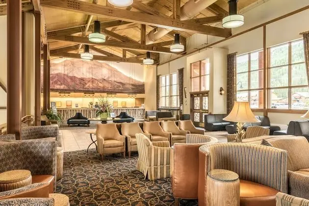 Denali Princess Wilderness Lodge - Lobi