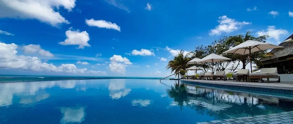 Denis Private Island - Havuz