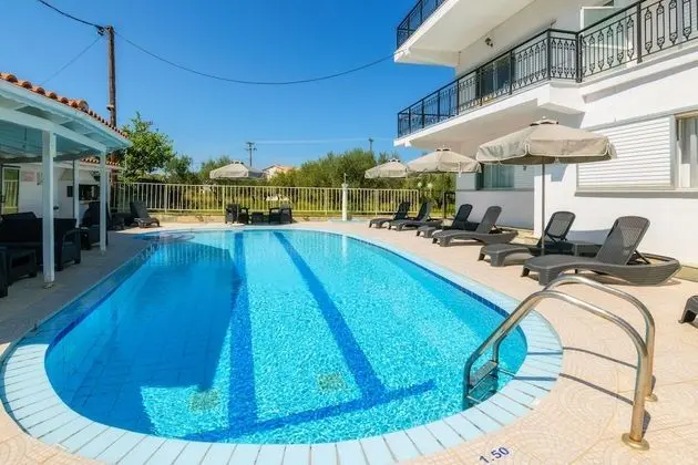 Denise Studios & Apartments - Havuz