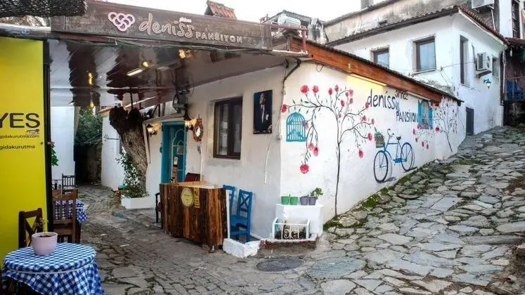 Deniss Pansiyon