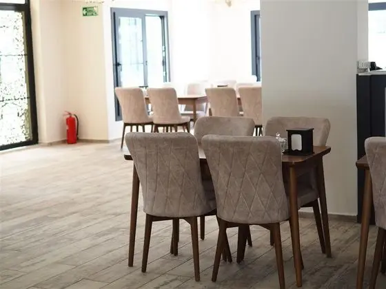 Deniz Otel Sığacık - Genel