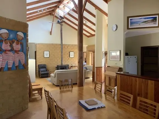 Denmark Forest Retreat - Lobi
