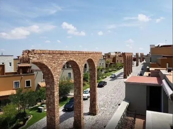 Departamento En Condómino Residencial El Milagro