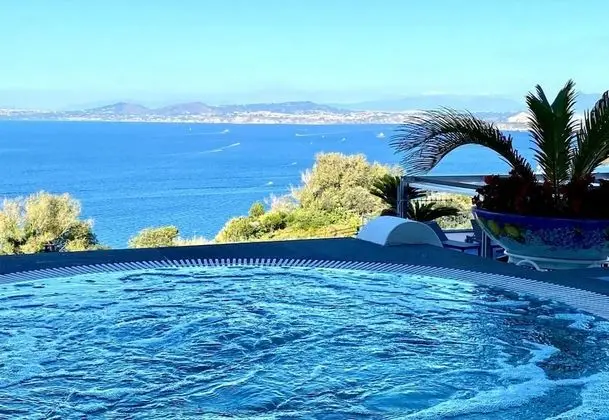 Dependance Castiglione With Pool and View