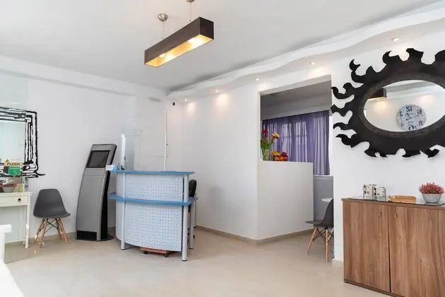 Depis Place & Apartments - Lobi