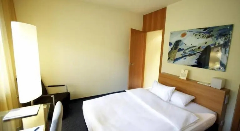 Hotel Der Blaue Reiter - Genel