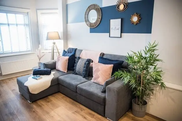 Derby's Beach Suites by Sasco Apartments - Bar