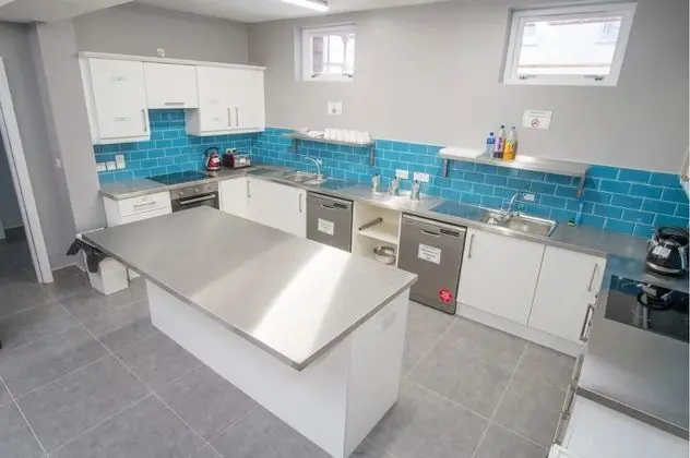 Derry Hostel & Guest House - Yerinde Yemek