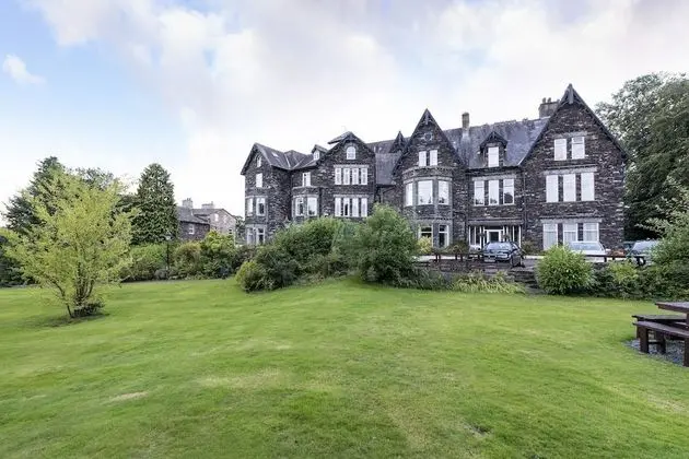 Derwent Manor Apartments