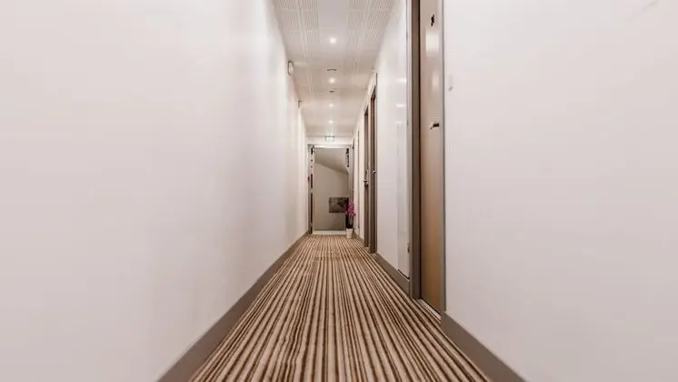 Hotel des Arcades - İç Mekan