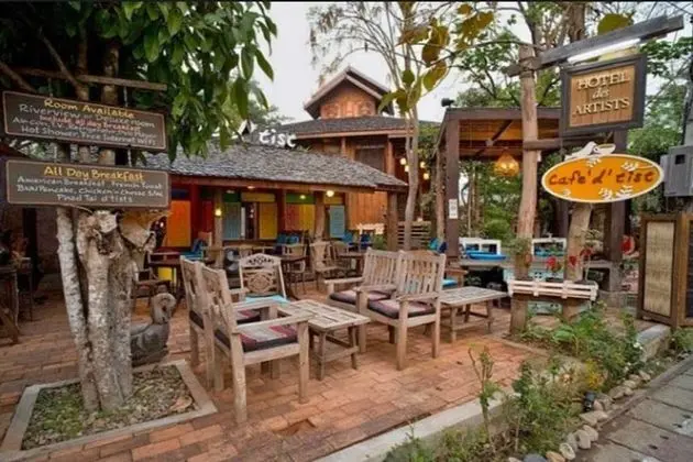 Hotel Des Artists Rose of Pai - Yerinde Yemek
