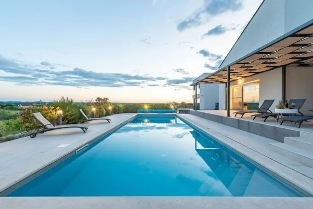 Villa Descansa 6 Persons Private Pool Villa With Playground for Children gym and Game Room Rural Area - Havuz