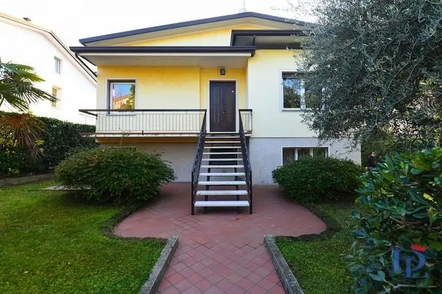 Desenzanoloft – Palm Garda Beach