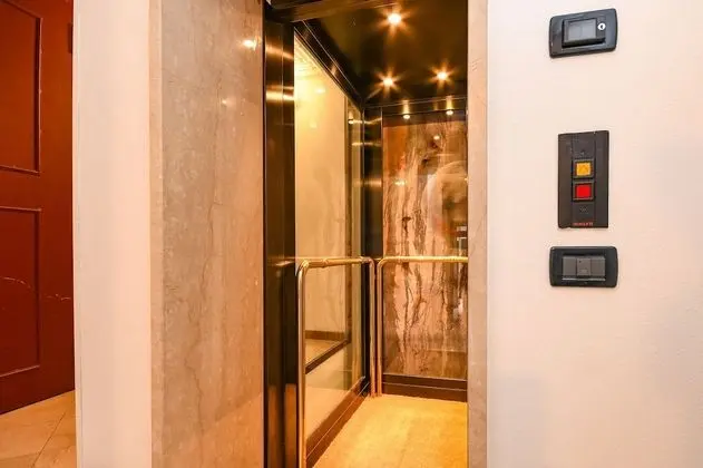 Desenzanoloft: Yellow Apartment