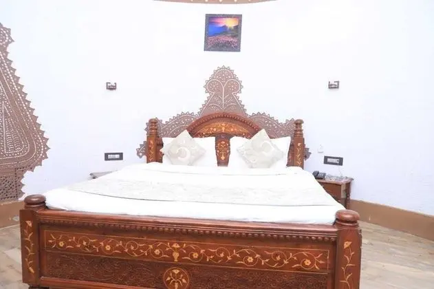 The Desert Den - Little Rann of Kutch - Oda