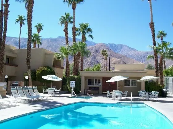 Desert Vacation Villas