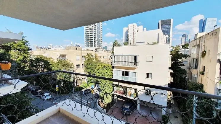 Design 2 Bdr Apartment - Habima TL60
