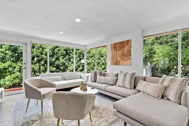 Design District Luxe 3BD Home
