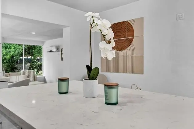 Design District Luxe 3BD Home - İç Mekan