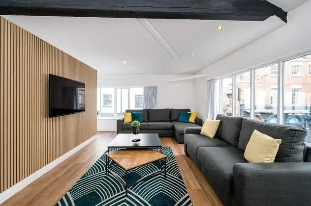 Design-led Loft Apartment Super Central Perfect for Nightlife