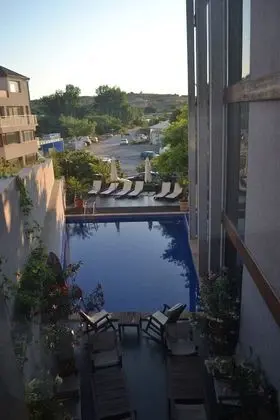 Design Hotel Logatero - Havuz