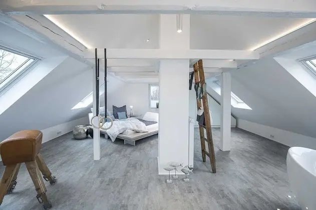 Design-Studiowohnung in Gütersloh - Havuz