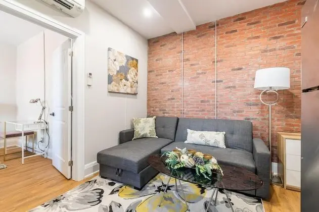 Designed 1BR Apartment 4 - Oda