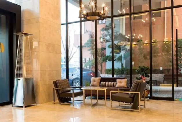 Hotel the Designers Seoul Station - Lobi
