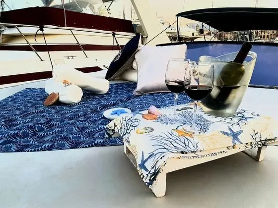 Desirè Charming House Boat