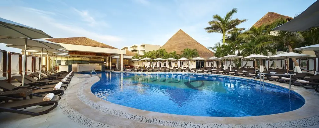 Desire Riviera Maya Resort - Havuz