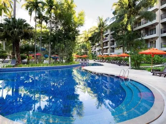 Destination Resort Phuket Surin Beach - Havuz