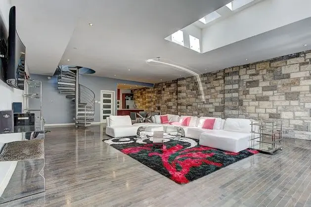 Destination Stays - LOFT HOUSE Quartier des Spectacles - Oda