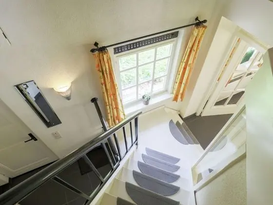 Detached Villa With a Large Garden and Terrace Right in the Ardennes - İç Mekan